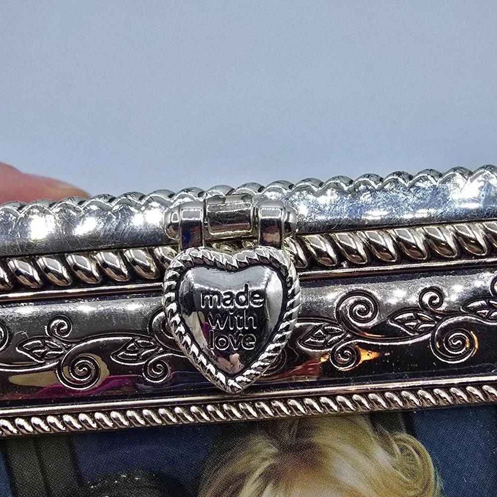 Things Remembered Silver Filigree‎ Cube Photo Frame Keepsake Box Heart Clasp